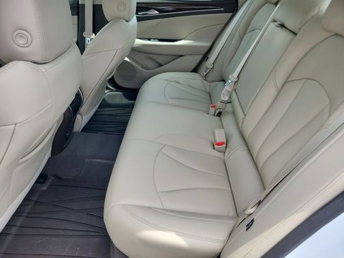Used 2017 Buick LaCrosse FWD image 14