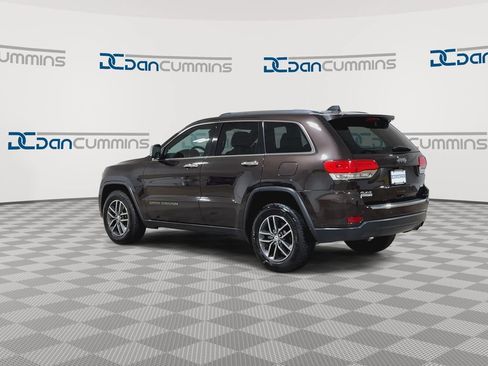 Used 2017 Jeep Grand Cherokee Limited AWD/4WD image 6