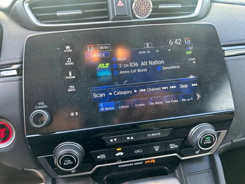Used 2017 Honda CR-V EX-L image 2