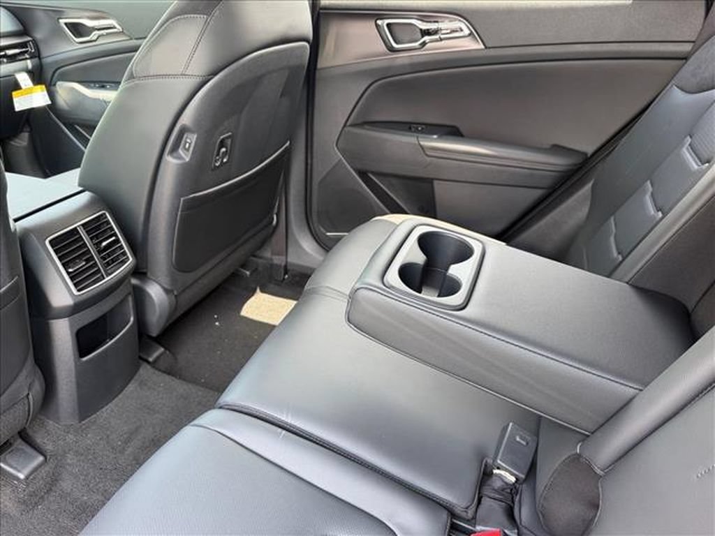 New 2026 Kia Sportage SX FWD image 15
