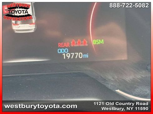 Certified 2025 Toyota RAV4 XLE AWD/4WD image 28