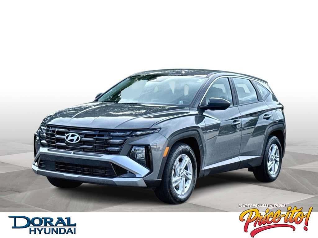 Used 2026 Hyundai Tucson SE FWD image 1