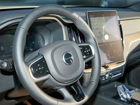 New 2026 Volvo XC60 B5 Plus w/ Protection Package Premier image 13