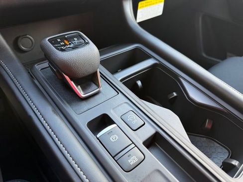 Certified 2026 Nissan Pathfinder S FWD image 51
