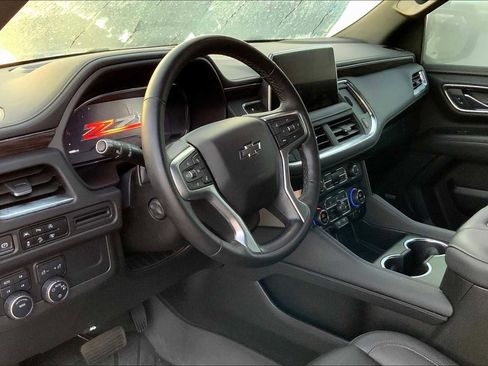 Used 2023 Chevrolet Tahoe Z71 w/ Luxury Package image 15