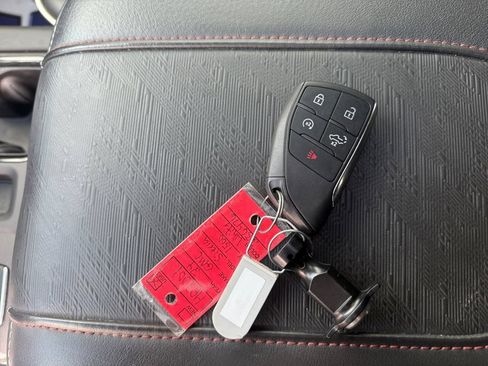 Used 2024 GMC Sierra 1500 AT4X AWD/4WD image 36