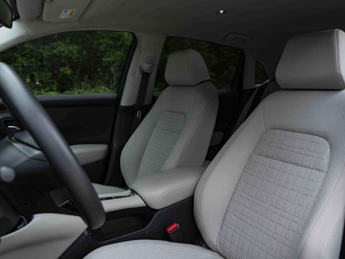 Used 2026 Honda HR-V LX image 17