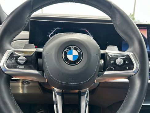 Used 2025 BMW 740i RWD image 23