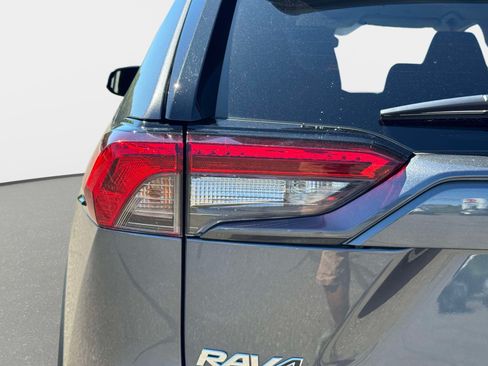 Certified 2025 Toyota RAV4 XLE AWD/4WD image 10