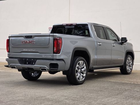 Used 2024 GMC Sierra 1500 Denali AWD/4WD image 5