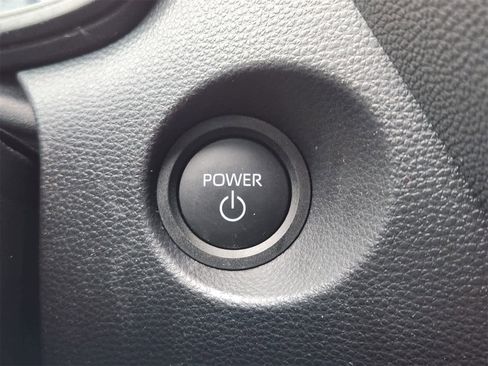 Used 2025 Toyota Corolla Cross AWD Hybrid image 21