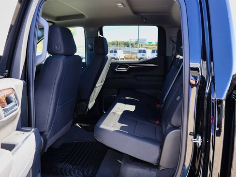 New 2026 GMC Sierra 1500 Elevation image 13