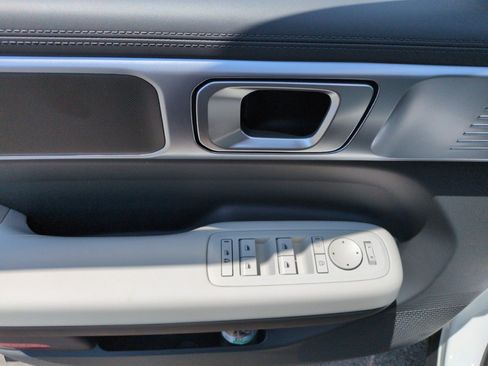 New 2026 Hyundai Santa Fe SE AWD/4WD image 13