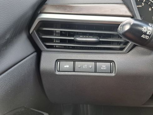 Used 2023 Nissan Altima 2.5 SV AWD/4WD image 15
