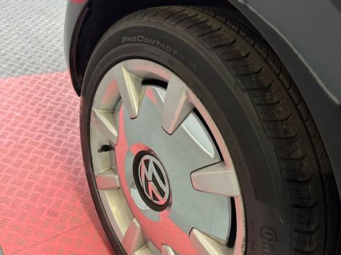 Used 2015 Volkswagen Beetle 1.8T image 33