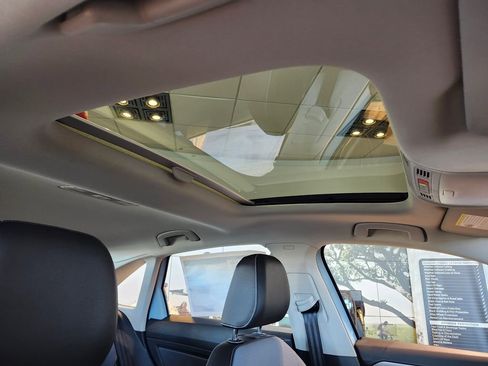 New 2025 Volkswagen Jetta SE image 15