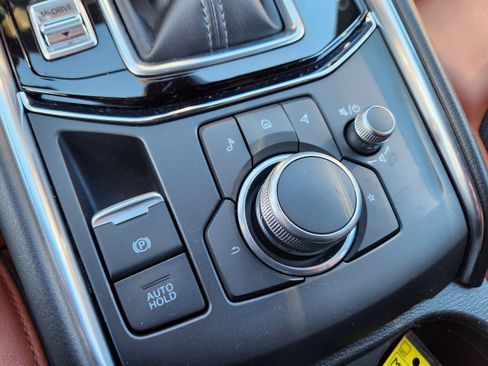 Certified 2024 MAZDA CX-5 Carbon Edition image 23