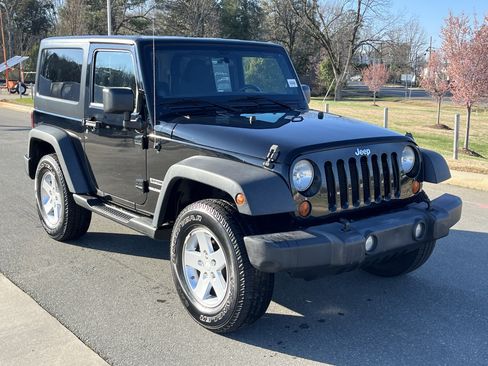 Used 2012 Jeep Wrangler Sport image 2