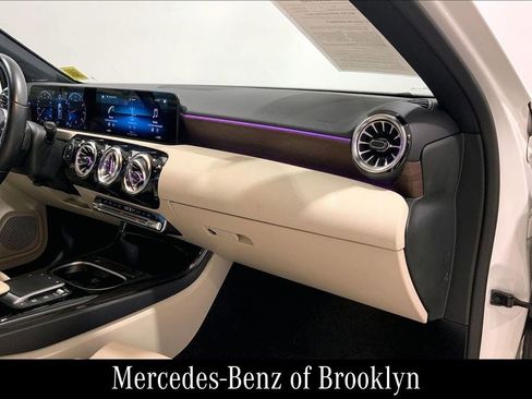 Certified 2022 Mercedes-Benz A 220 A 220 image 20