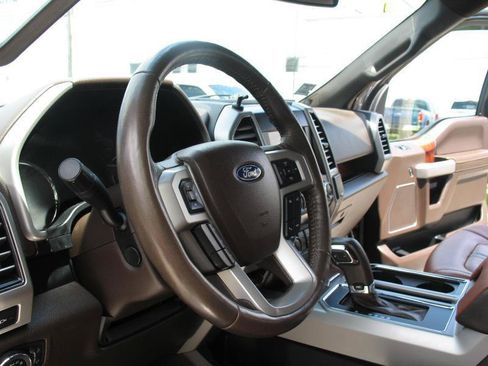 Used 2019 Ford F150 King Ranch w/ Equipment Group 601A Luxury AWD/4WD image 36