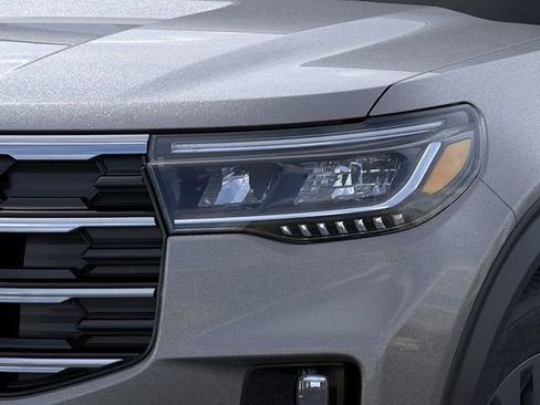 New 2026 Ford Explorer Active AWD/4WD image 18