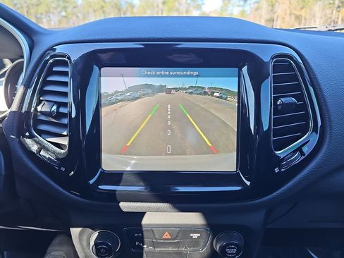 Used 2020 Jeep Compass Limited w/ Safety & Security Group image 27