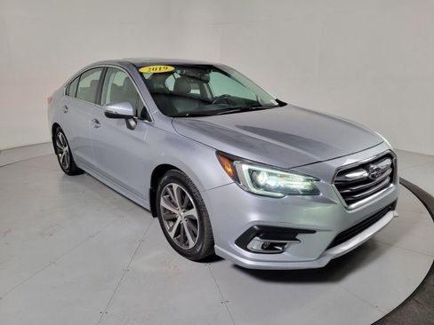 Used 2019 Subaru Legacy 3.6R Limited image 2