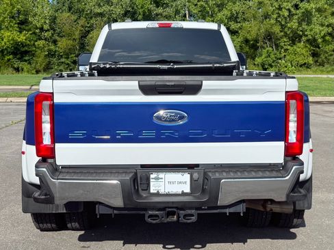 Used 2024 Ford F350 XLT w/ FX4 Off-Road Package AWD/4WD image 6