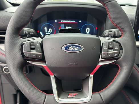 New 2026 Ford Explorer ST w/ Sun And Sound Package image 25