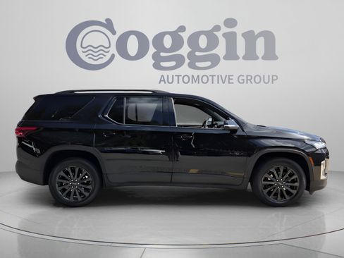 Used 2022 Chevrolet Traverse RS FWD image 6