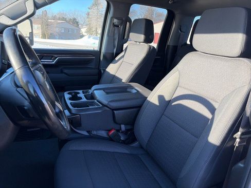 Used 2024 Chevrolet Silverado 3500 LT w/ Convenience Package image 10