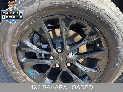 Used 2022 Jeep Wrangler Unlimited Sahara w/ Cold Weather Group image 10