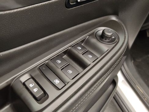 Used 2020 Buick Encore Preferred image 27