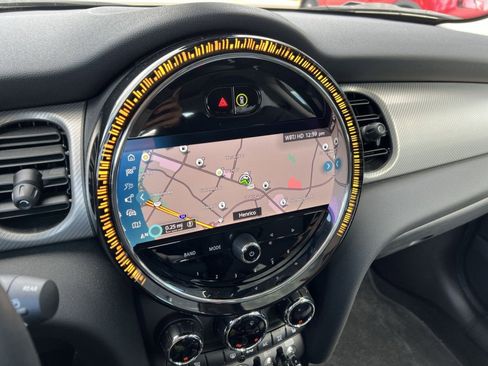 Certified 2024 MINI Cooper SE image 21