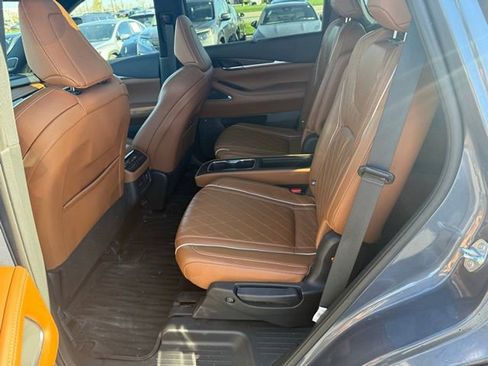 Certified 2023 INFINITI QX60 Autograph w/ Cargo Package image 16