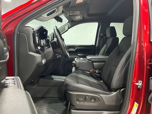 Certified 2024 GMC Sierra 1500 Elevation w/ LPO, Elevation Black Package image 14