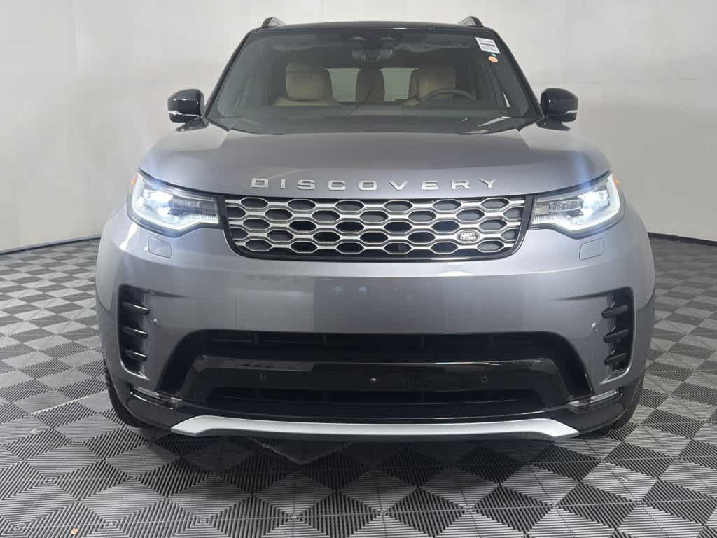 New 2026 Land Rover Discovery Limited Edition AWD/4WD image 13