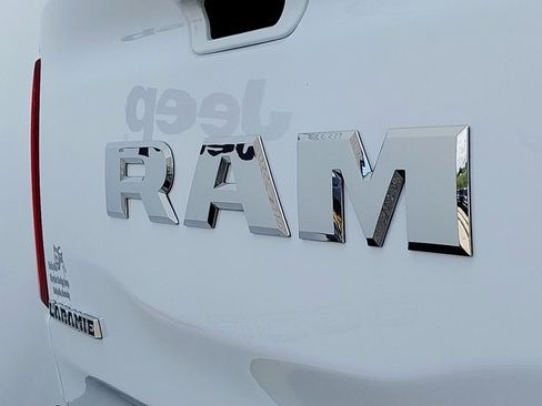 Used 2025 RAM 1500 Laramie image 10