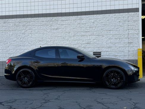 Used 2018 Maserati Ghibli RWD image 17