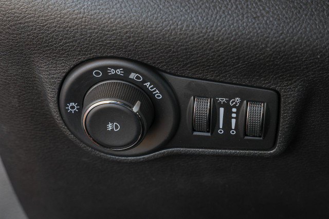 Used 2024 Jeep Compass Latitude AWD/4WD image 26