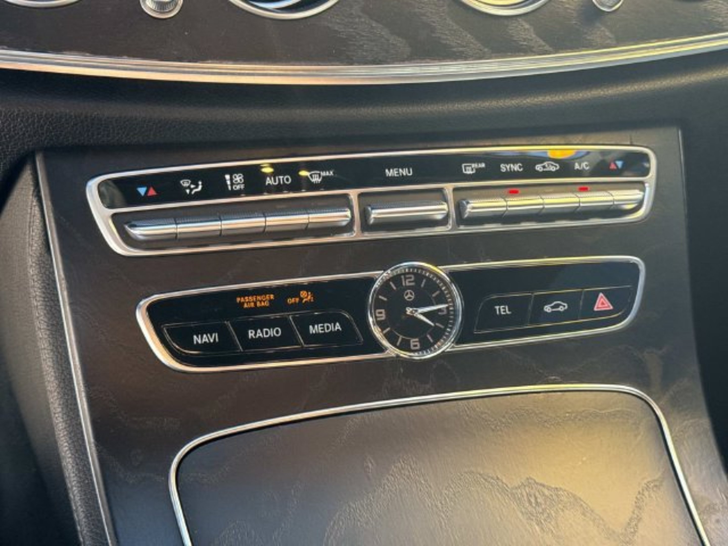 Used 2020 Mercedes-Benz E 350 4MATIC Sedan image 22