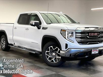 New 2026 GMC Sierra 1500 SLT w/ SLT Premium Package