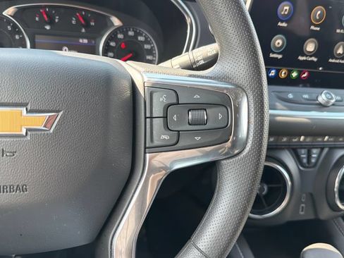 Used 2025 Chevrolet Blazer LT AWD/4WD image 15