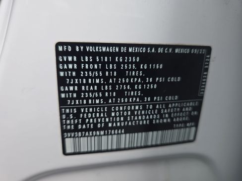 Used 2022 Volkswagen Tiguan SE FWD image 37