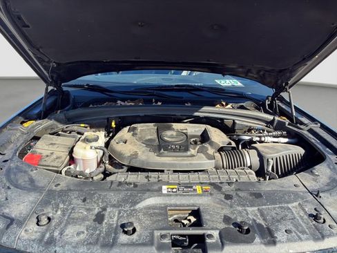 Used 2023 Jeep Grand Cherokee Overland w/ Luxury Tech Group IV image 19