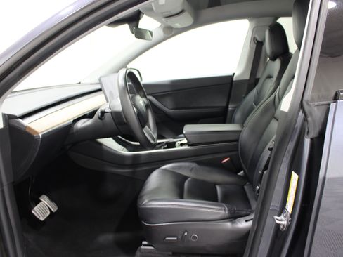 Used 2021 Tesla Model Y Performance AWD/4WD image 3