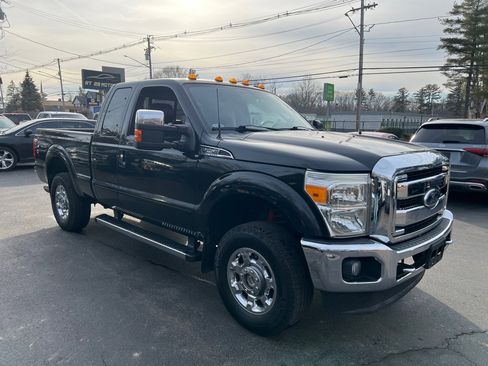 Used 2012 Ford F250 Lariat w/ Chrome Pkg image 6