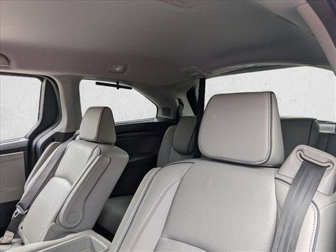 Used 2022 Honda Odyssey Elite image 18