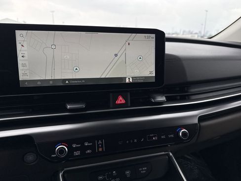 New 2026 Kia Carnival LXS FWD image 19
