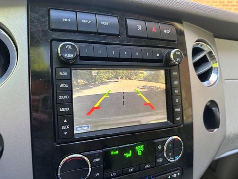 Used 2012 Ford Expedition Limited RWD image 36